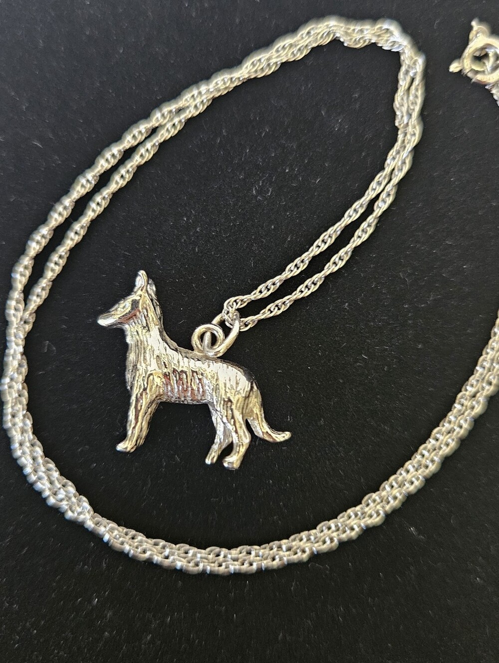 German Shepherd, Sterling silver charm & 17" Sterling chain 6 grams